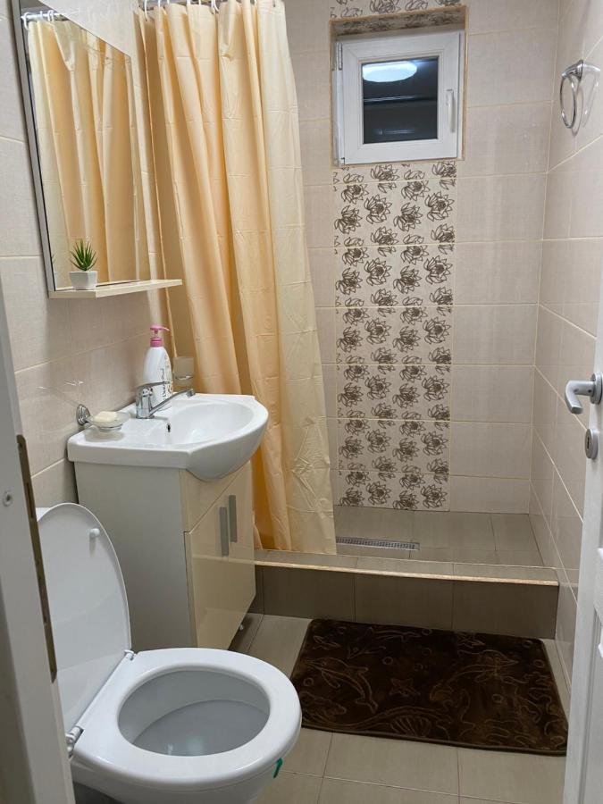 8 Residence Apartament Cavnic Luaran gambar