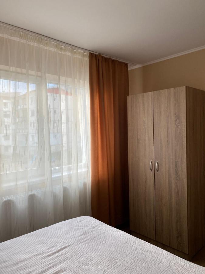 8 Residence Apartament Cavnic Luaran gambar